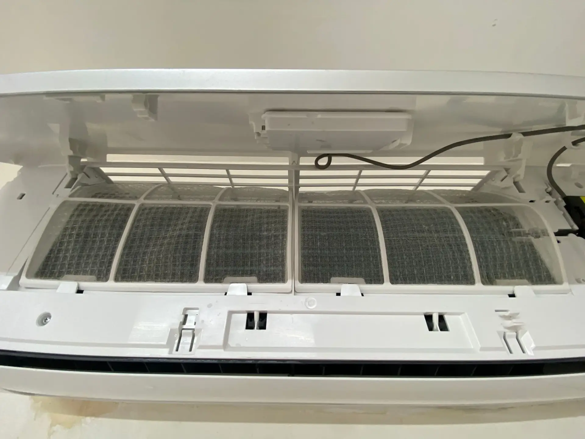 מזגן אחרי ניקוי - בלוק 2